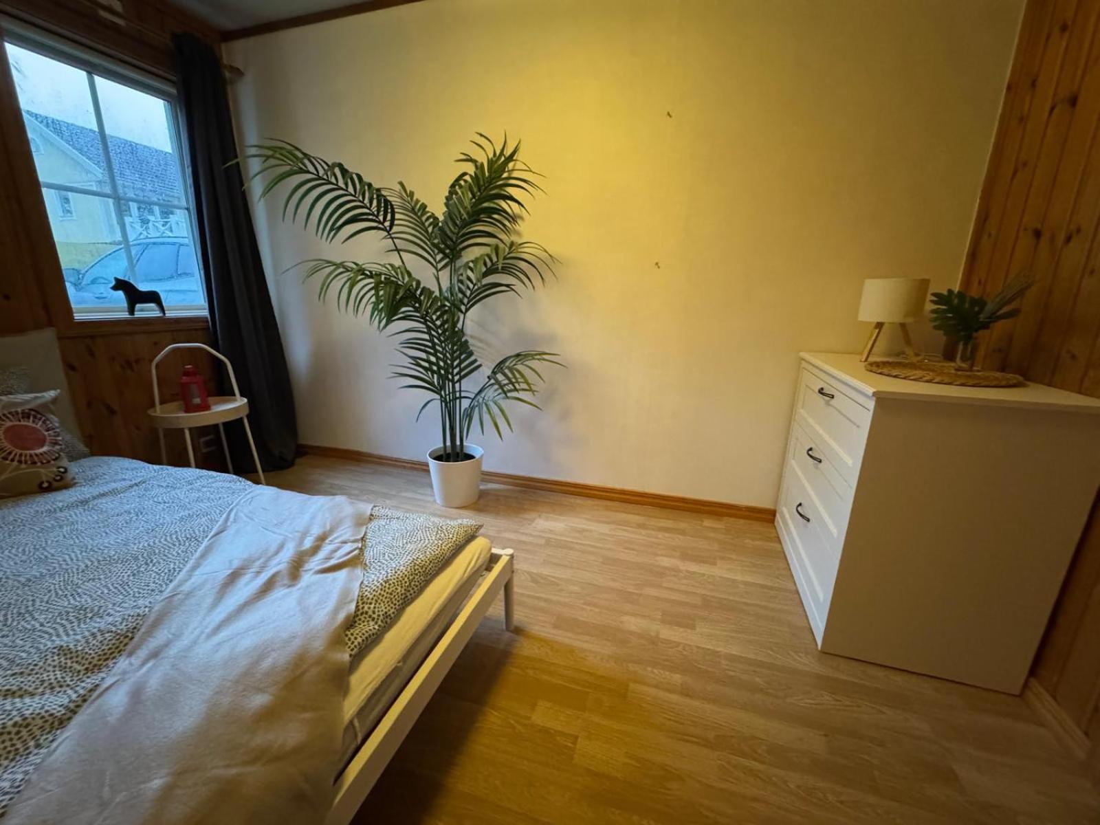 Lakecottage Djuvanas Bagian luar foto